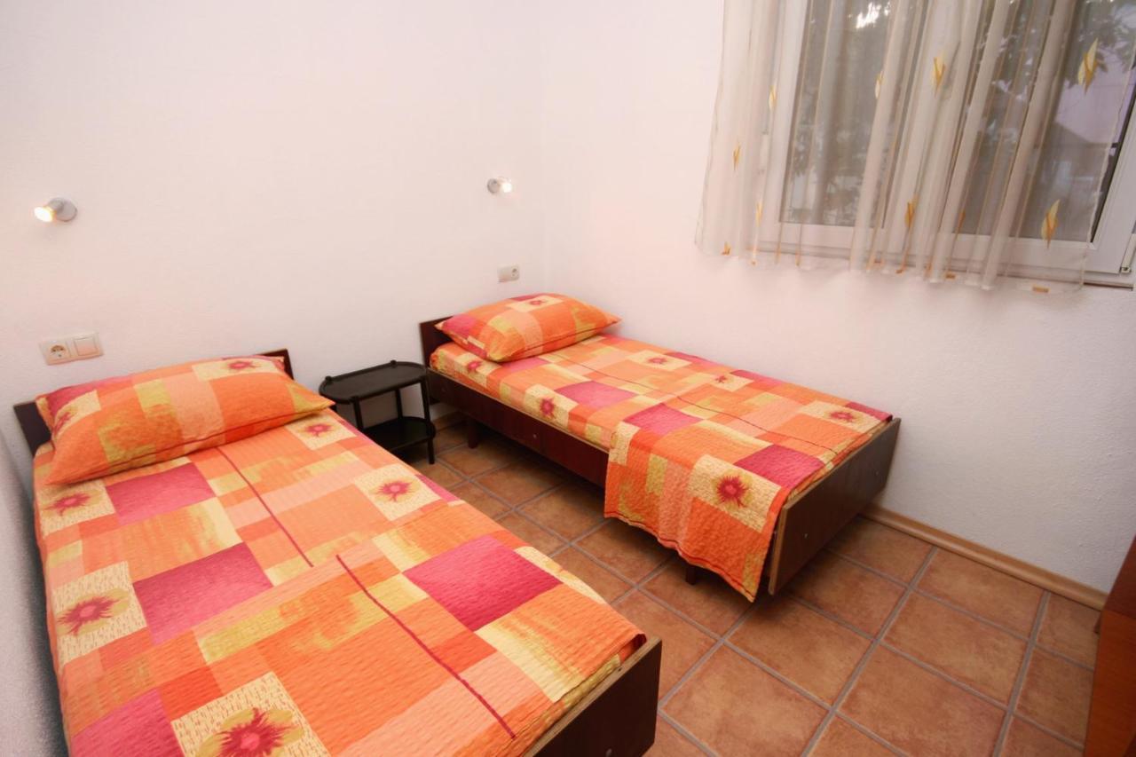 Apartment Podaca 6050A Екстериор снимка